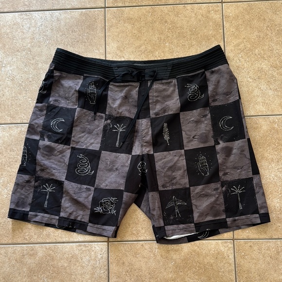 Hurley Phantom Boardshorts Black and Grey Size 38 - Picture 1 of 4